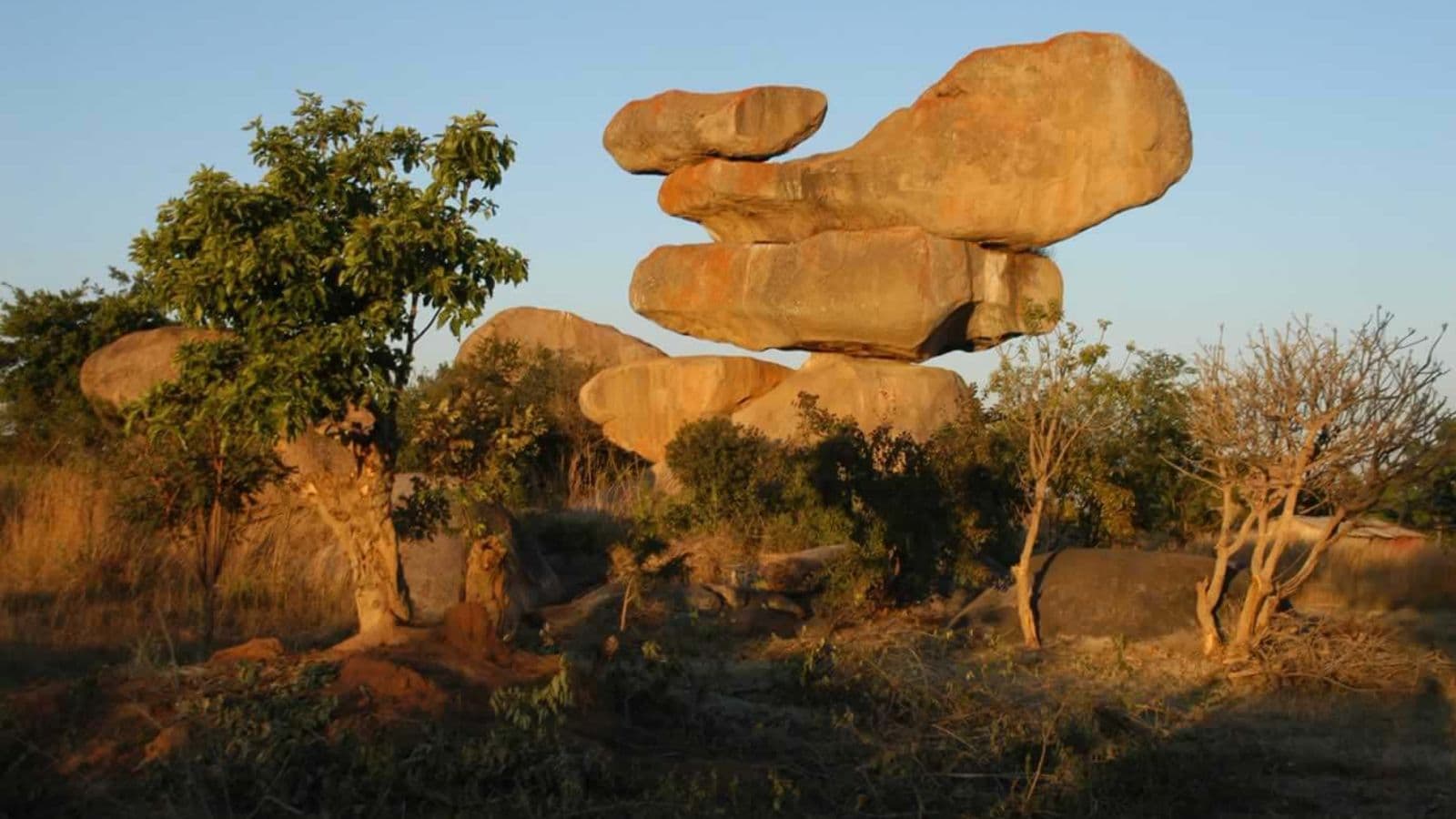 Balancing Rocks
