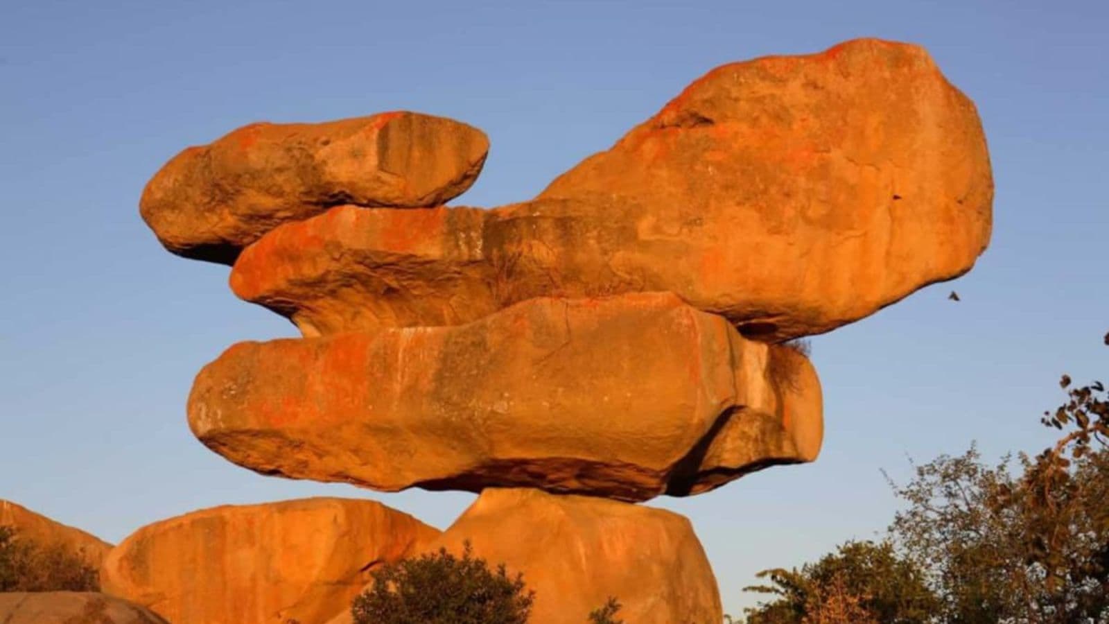 Balancing Rocks