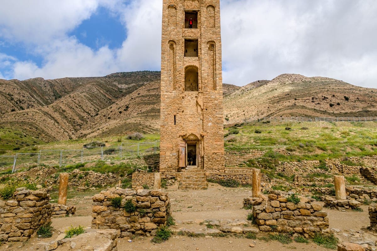 Beni Hammad Fortress (Al Qal’a of Beni Hammad) - photo 3